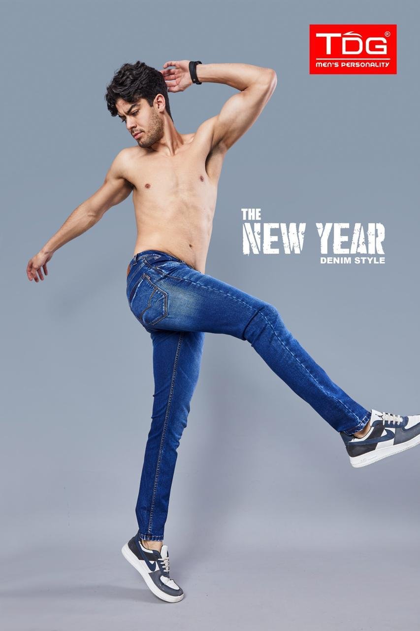 Men's 555 Light Blue Relaxed Straight Fit Mid Rise Jeans